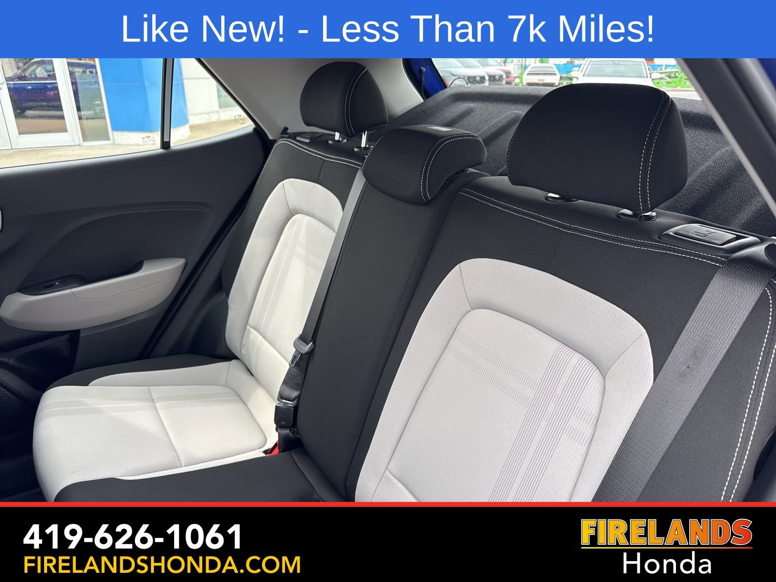 Used 2025 Hyundai Venue SEL image 27