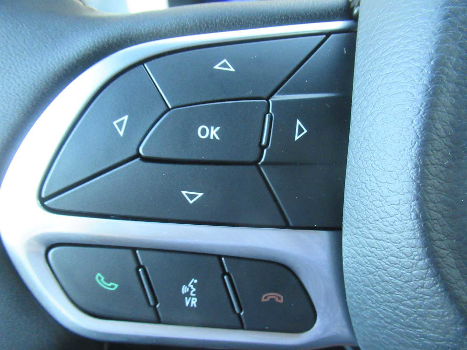 New 2026 Chrysler Pacifica Pinnacle image 28