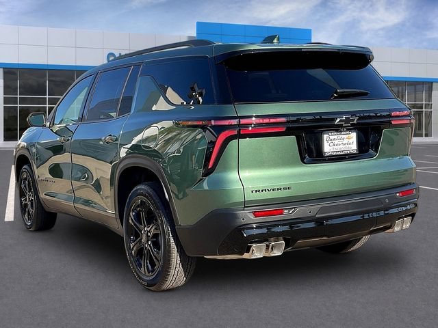 New 2027 Chevrolet Traverse LT w/ Midnight/Sport Edition FWD image 3