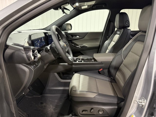 New 2026 Chevrolet Equinox LT w/ Convenience Package II image 10