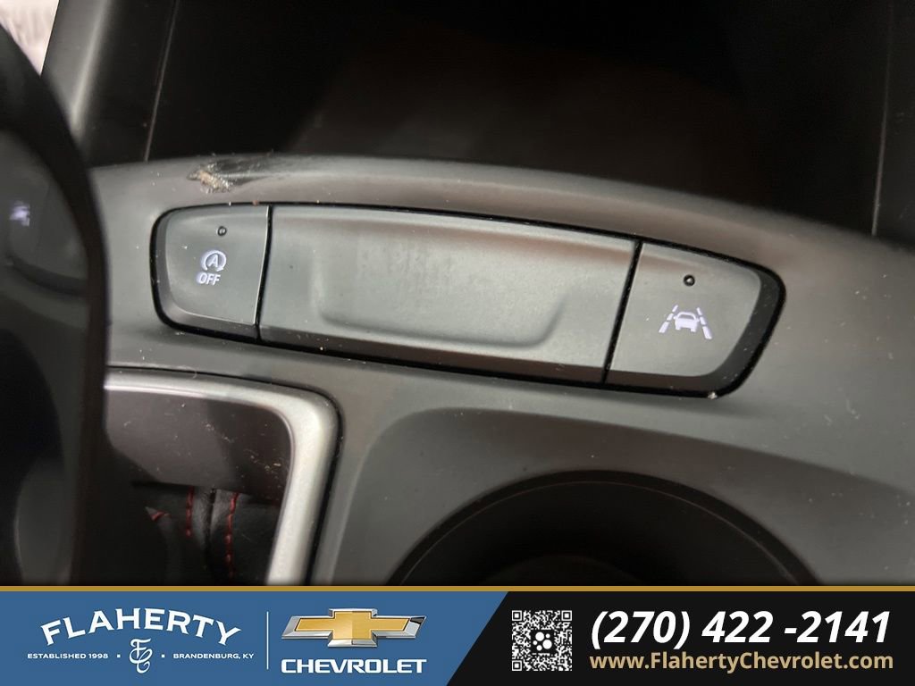 Used 2025 Chevrolet Trax RS w/ Driver Confidence Package image 30