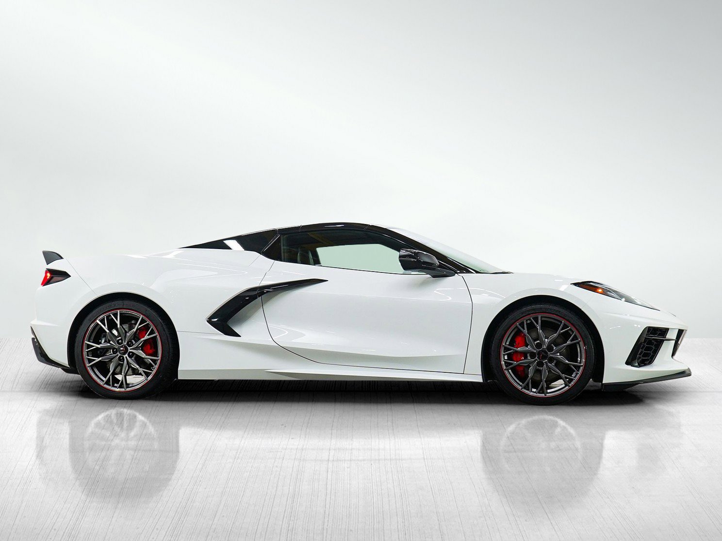 Used 2024 Chevrolet Corvette Stingray Preferred Conv w/ Z51 Performance Package image 6