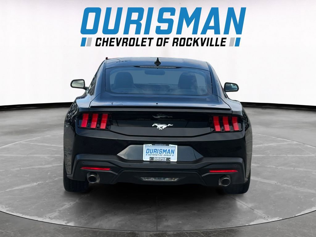 Used 2024 Ford Mustang Premium image 5