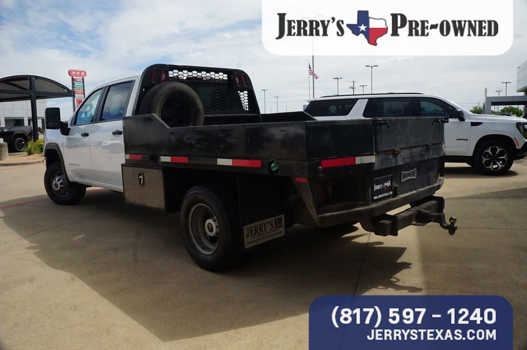 Used 2023 GMC Sierra 3500 Pro w/ Convenience Package AWD/4WD image 2
