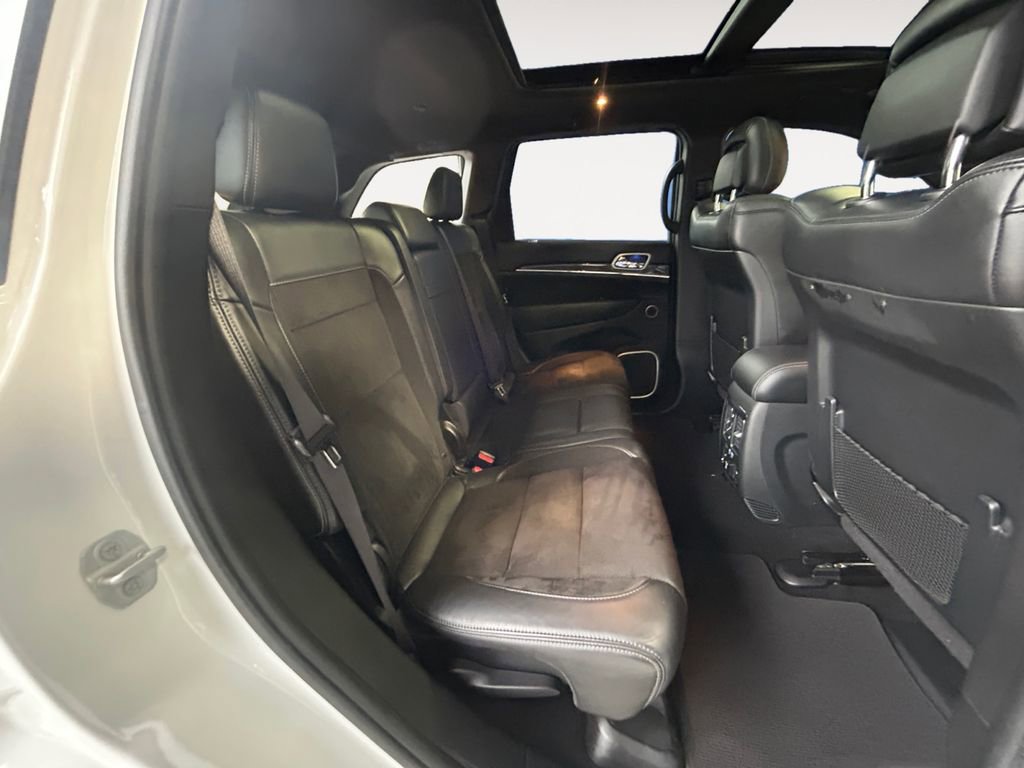 Used 2020 Jeep Grand Cherokee SRT image 11