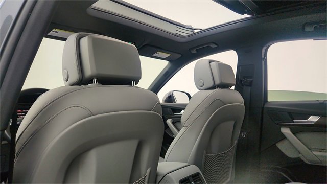 Used 2024 Audi Q5 2.0T Premium Plus w/ Premium Plus Package image 30
