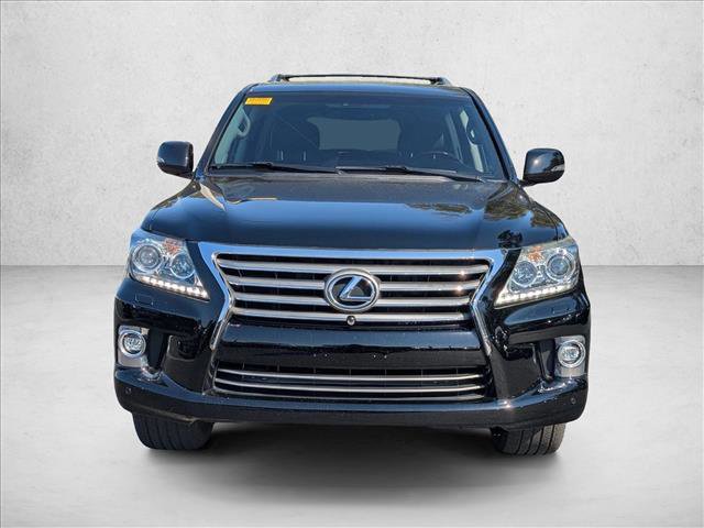 Used 2015 Lexus LX 570 4WD w/ Luxury Package image 3