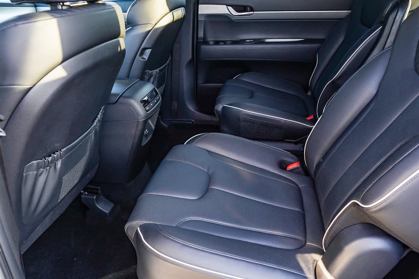 Certified 2023 Hyundai Palisade SEL w/ Cargo Package FWD image 24