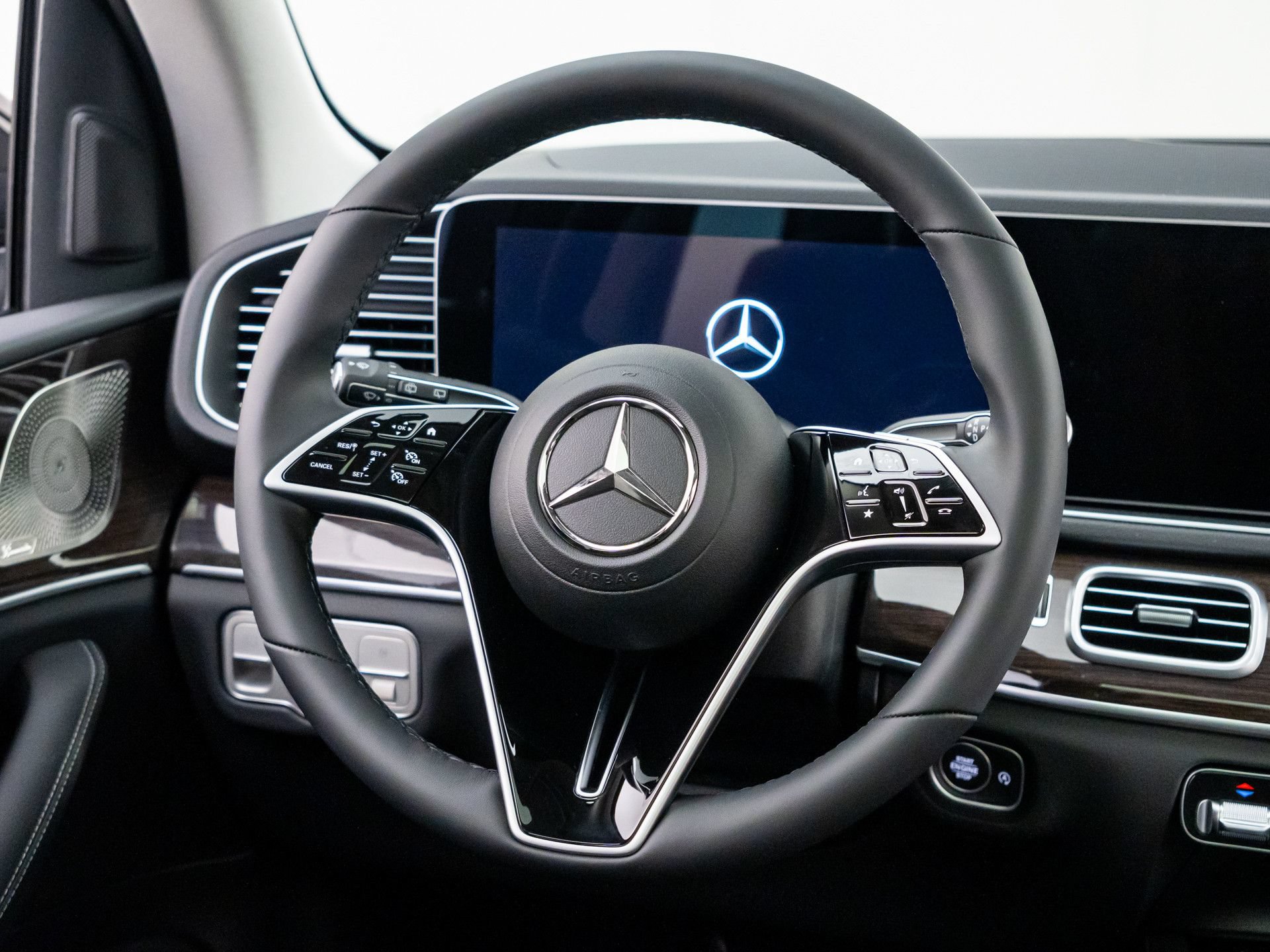 New 2026 Mercedes-Benz GLE 450 4MATIC image 11