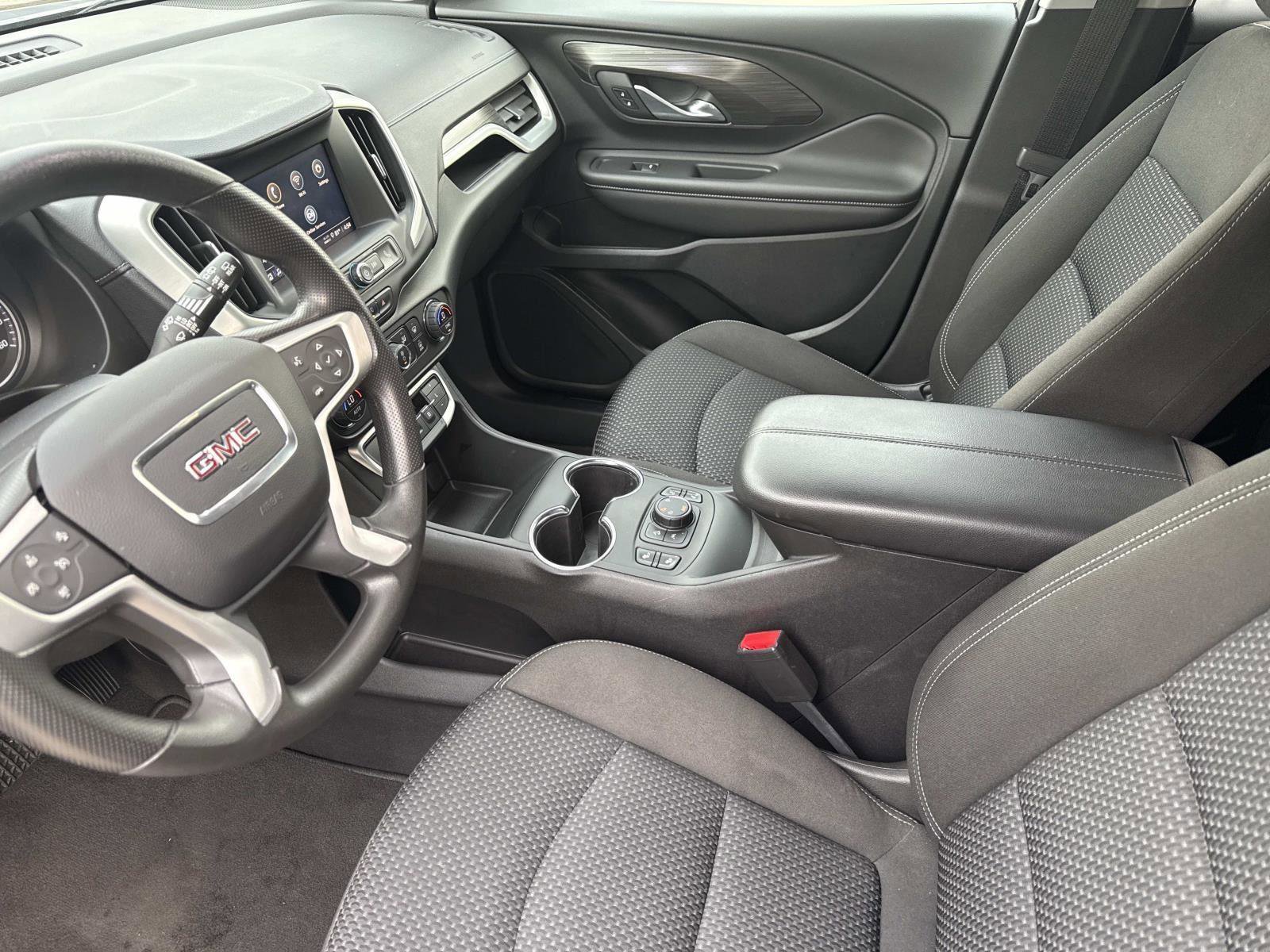 Used 2022 GMC Terrain SLE w/ Driver Convenience Package image 21