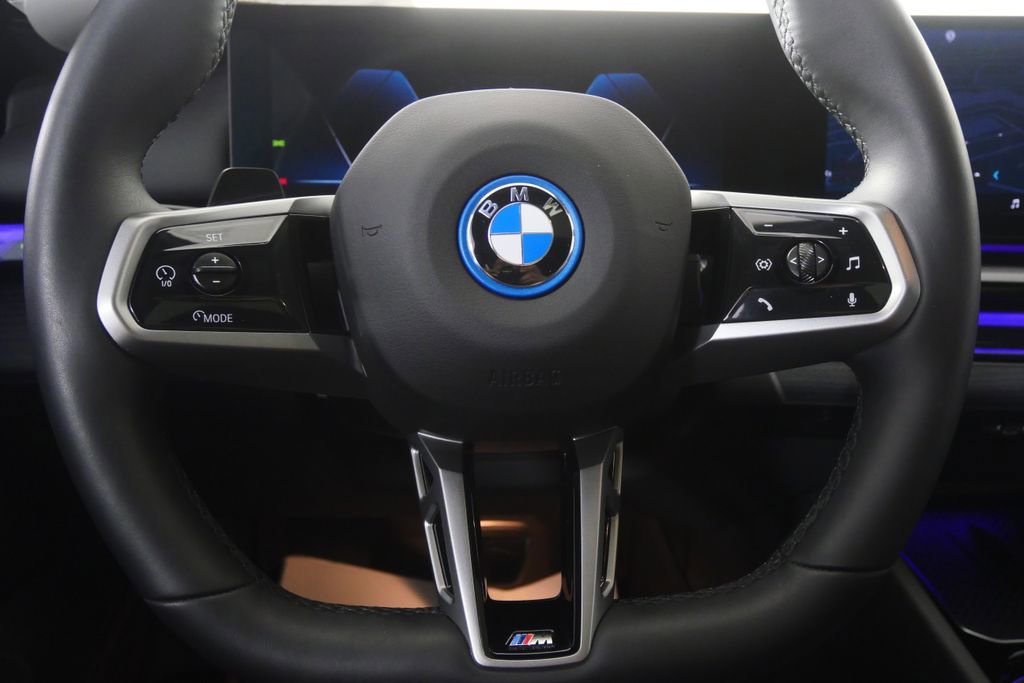 Used 2025 BMW i5 eDrive40i w/ M Sport Package image 20