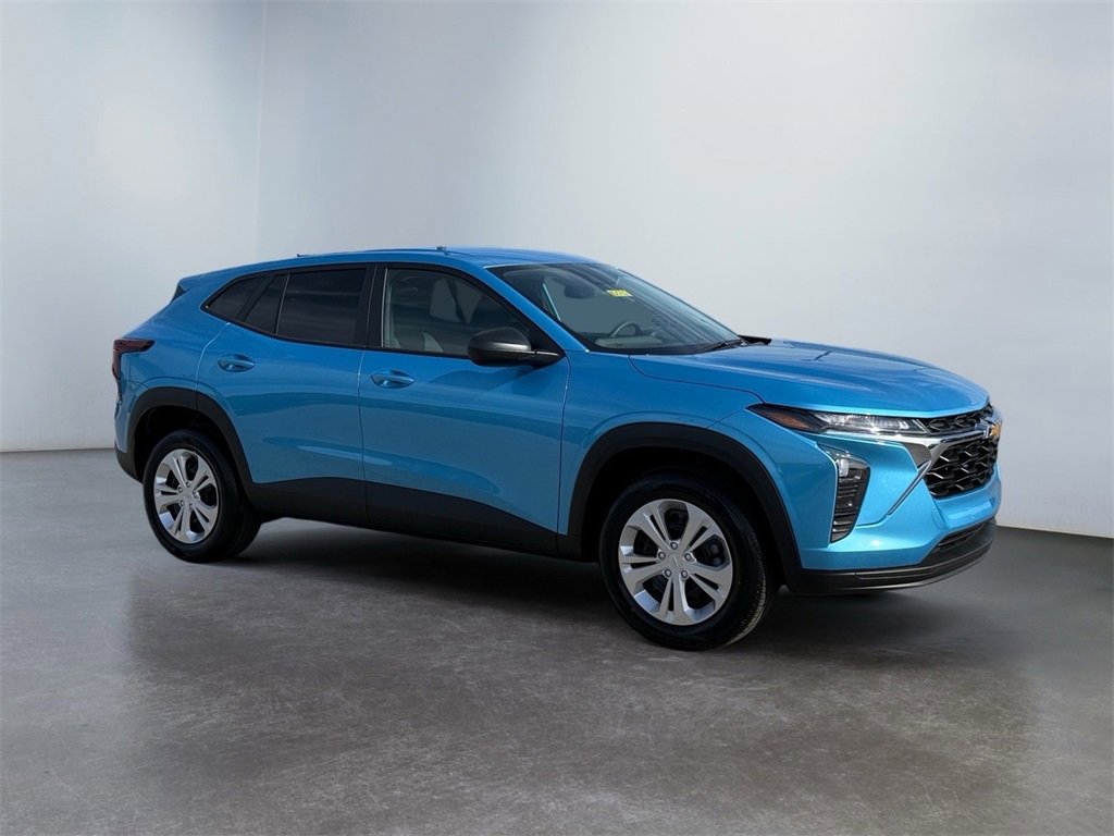 New 2026 Chevrolet Trax LS