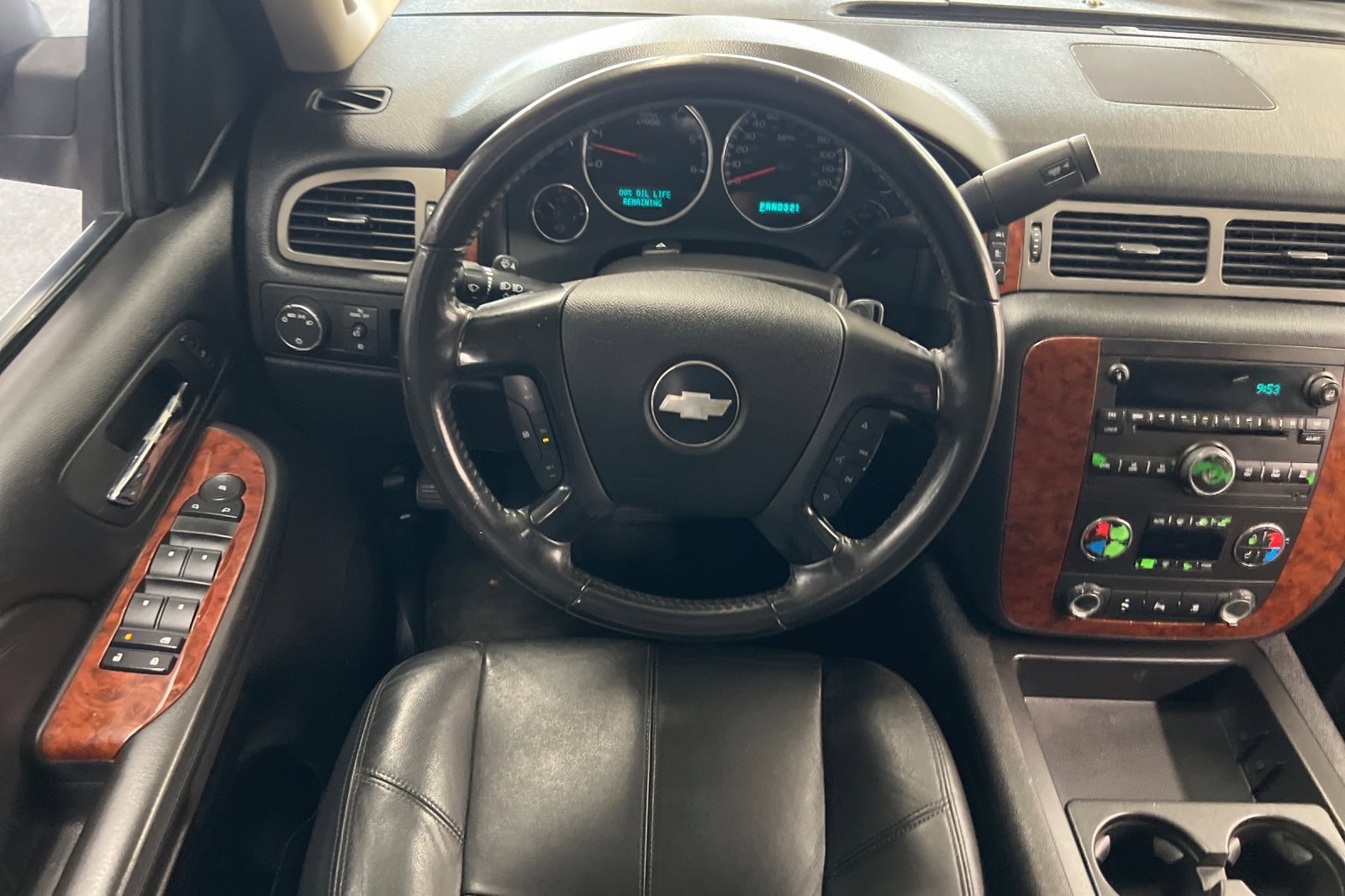 Used 2008 Chevrolet Suburban LT w/ LT Preferred Equipment Group image 13