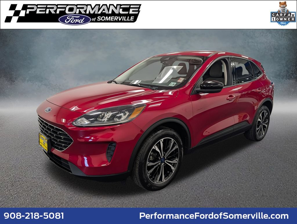 Used 2022 Ford Escape SE w/ SE Sport Appearance Package