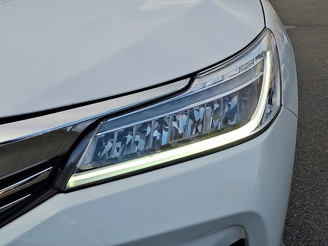 Used 2016 Honda Accord Touring image 9