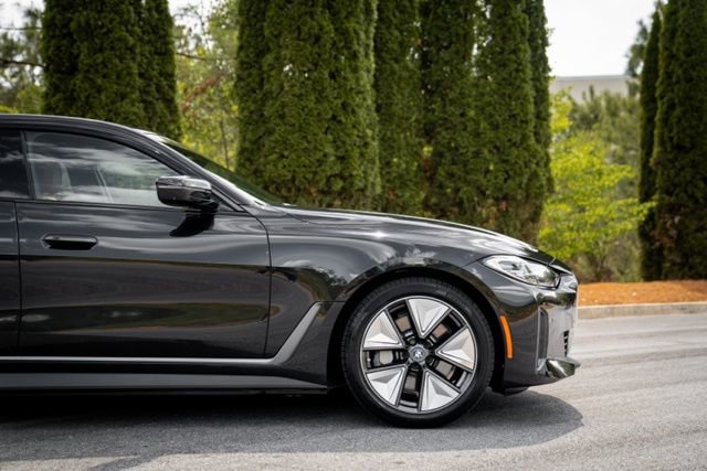 Used 2023 BMW i4 eDrive35 w/ Premium Package image 14