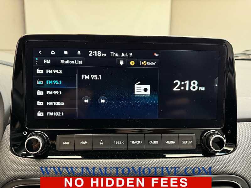Used 2023 Hyundai Kona Limited AWD/4WD image 23