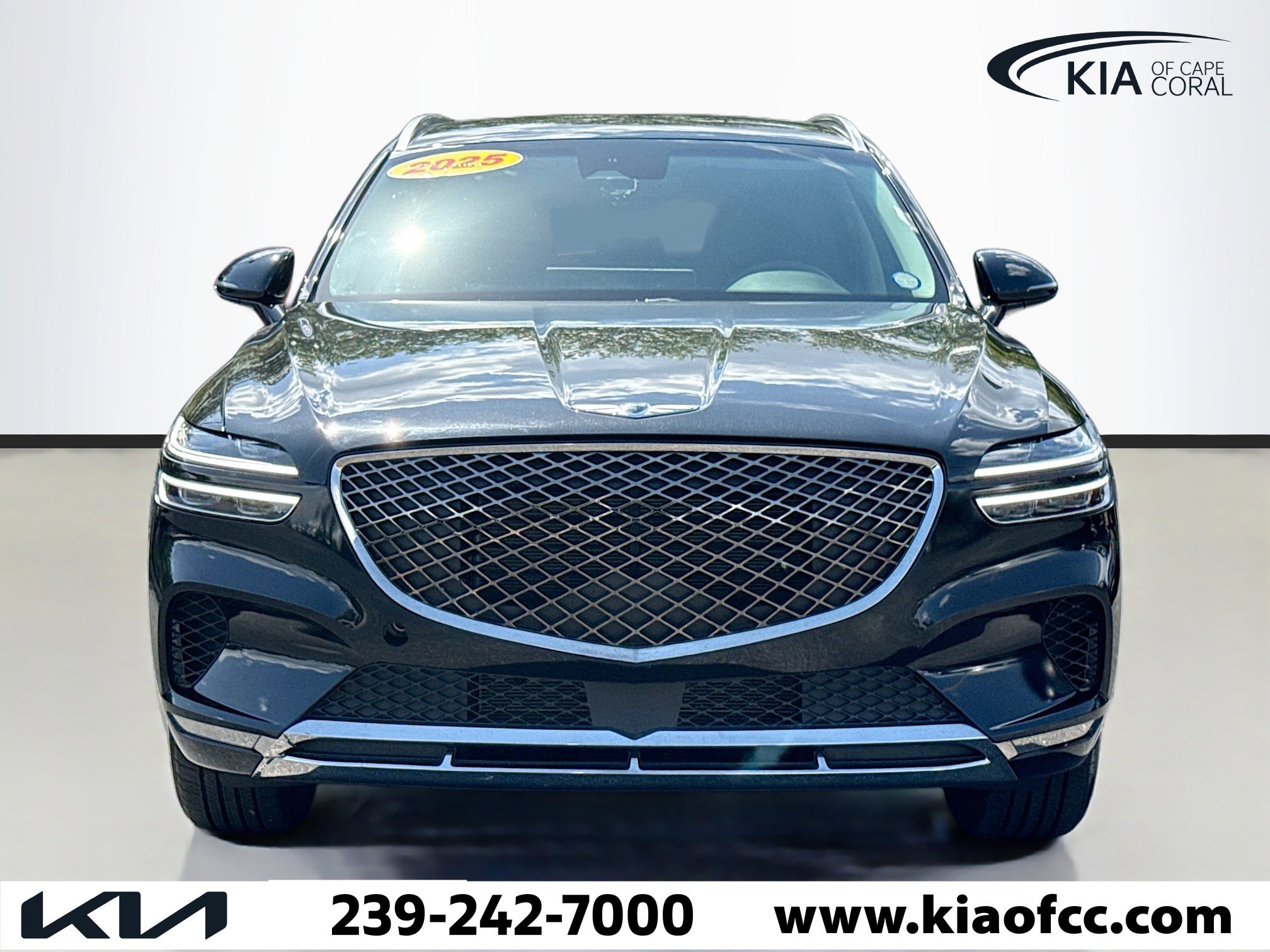 Used 2025 Genesis GV70 2.5T image 8