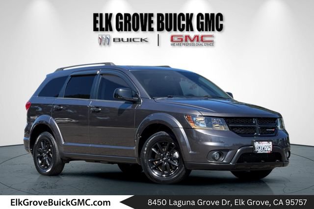 Used 2019 Dodge Journey SE w/ Blacktop Package