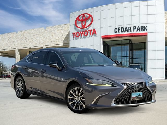 Used 2019 Lexus ES 350 w/ Accessory Package 2