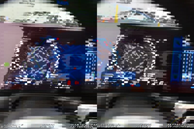 Used 2023 BMW 230i w/ M Sport Package image 26