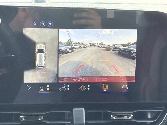 New 2027 Chevrolet Equinox RS w/ Safety and Technology Package FWD image 30