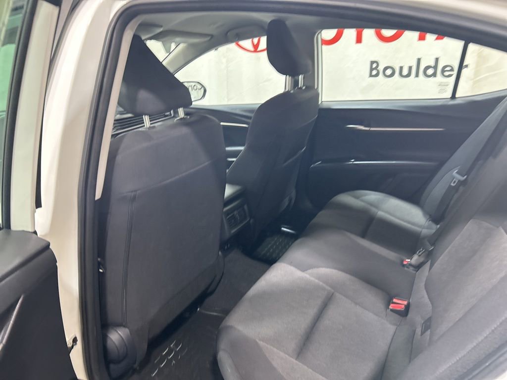Used 2025 Toyota Camry LE image 18
