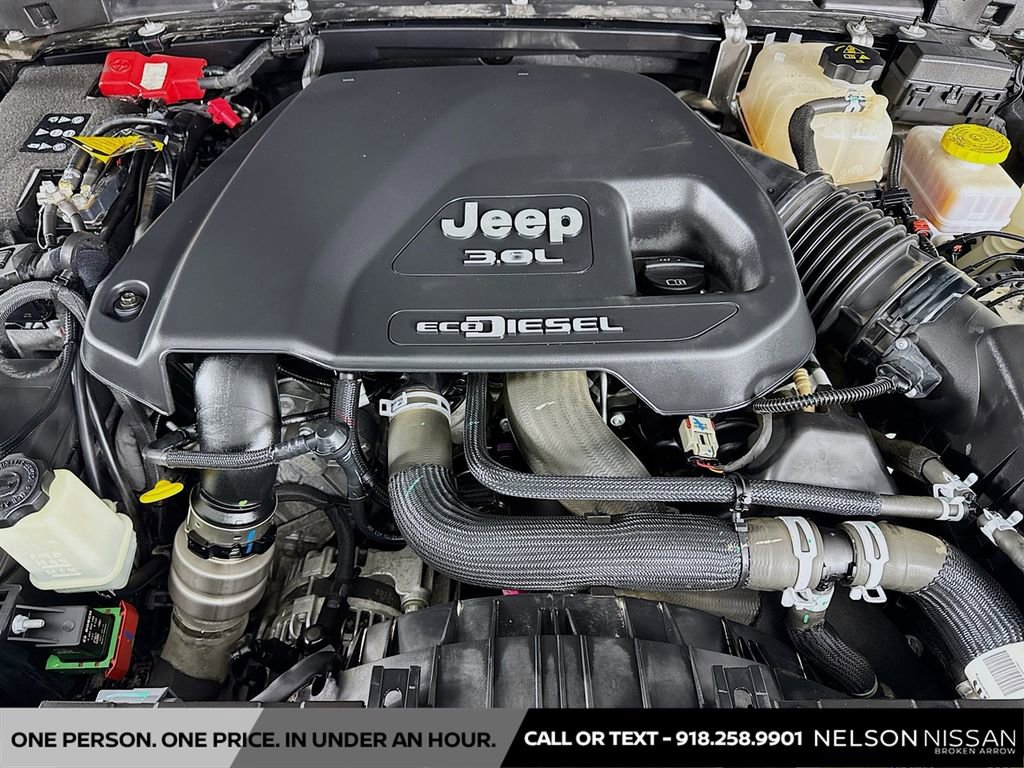 Used 2021 Jeep Wrangler Unlimited Sport image 29