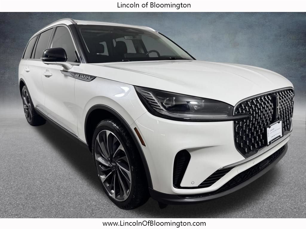 Used 2025 Lincoln Aviator Reserve w/ Equipment Group 201A AWD/4WD image 13