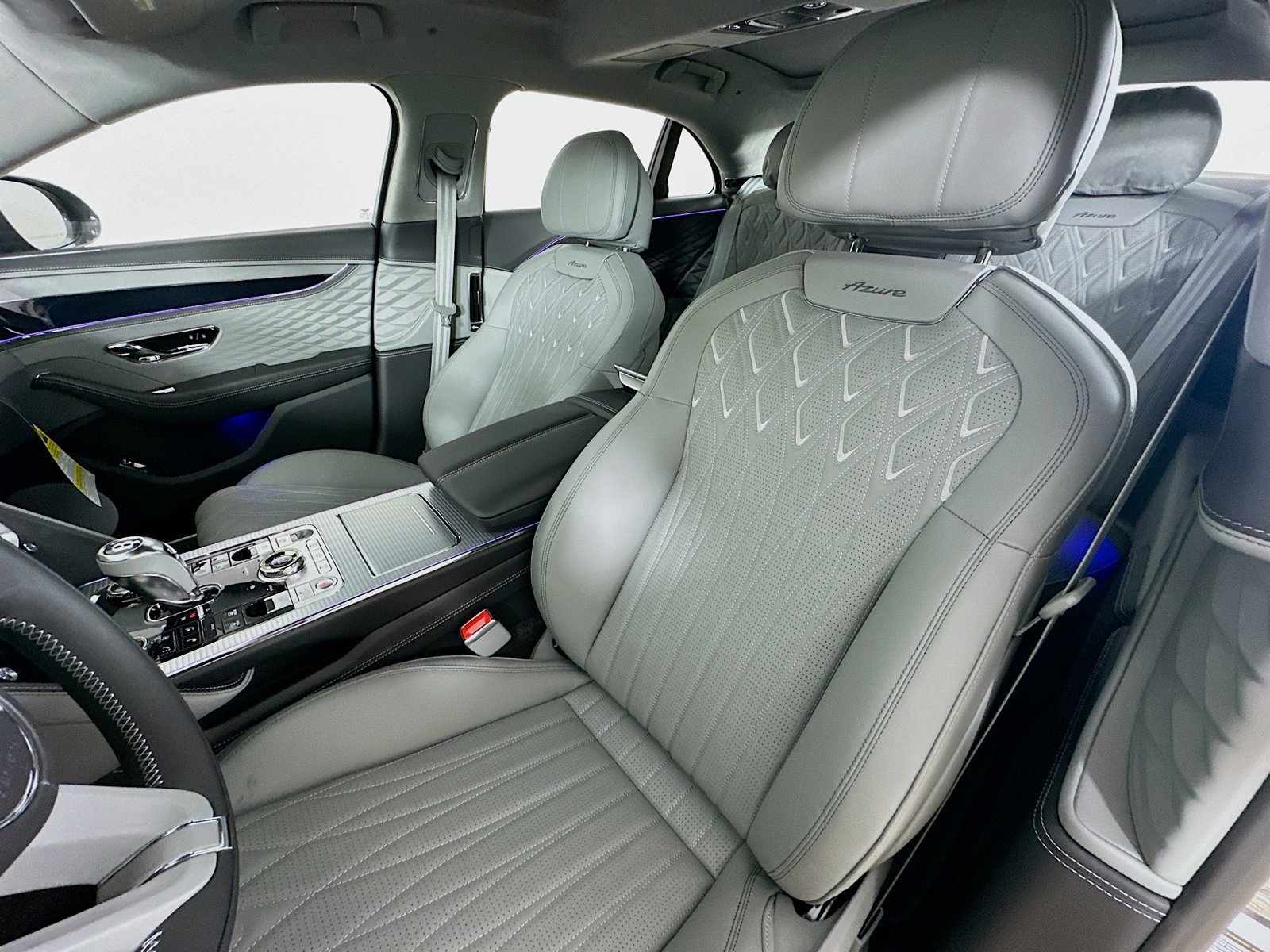 New 2026 Bentley Flying Spur V8 AWD/4WD image 37