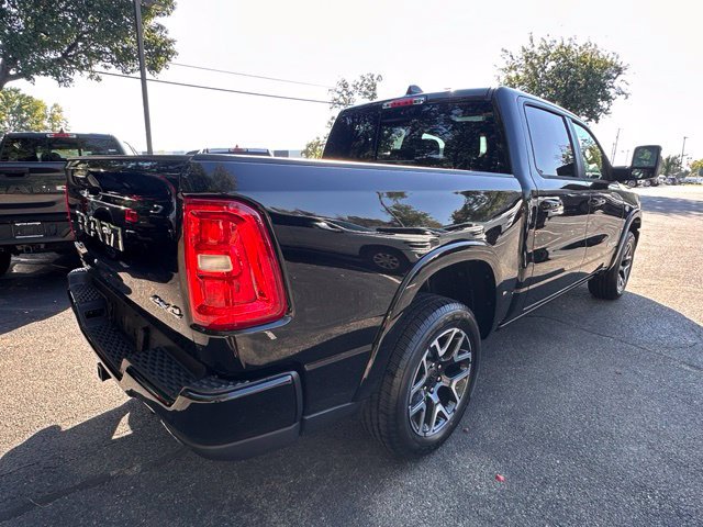 New 2027 RAM 1500 Laramie AWD/4WD image 6
