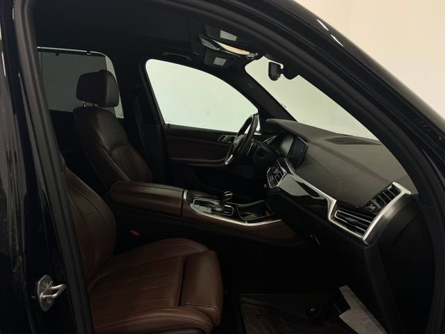 Used 2020 BMW X5 xDrive50i w/ Executive Package image 15