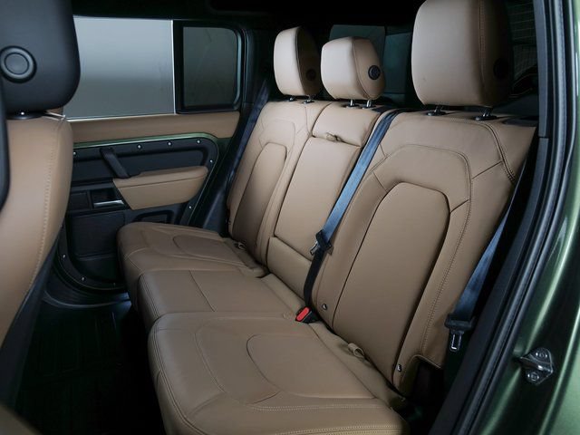 New 2026 Land Rover Defender 110 X-Dynamic SE AWD/4WD image 5