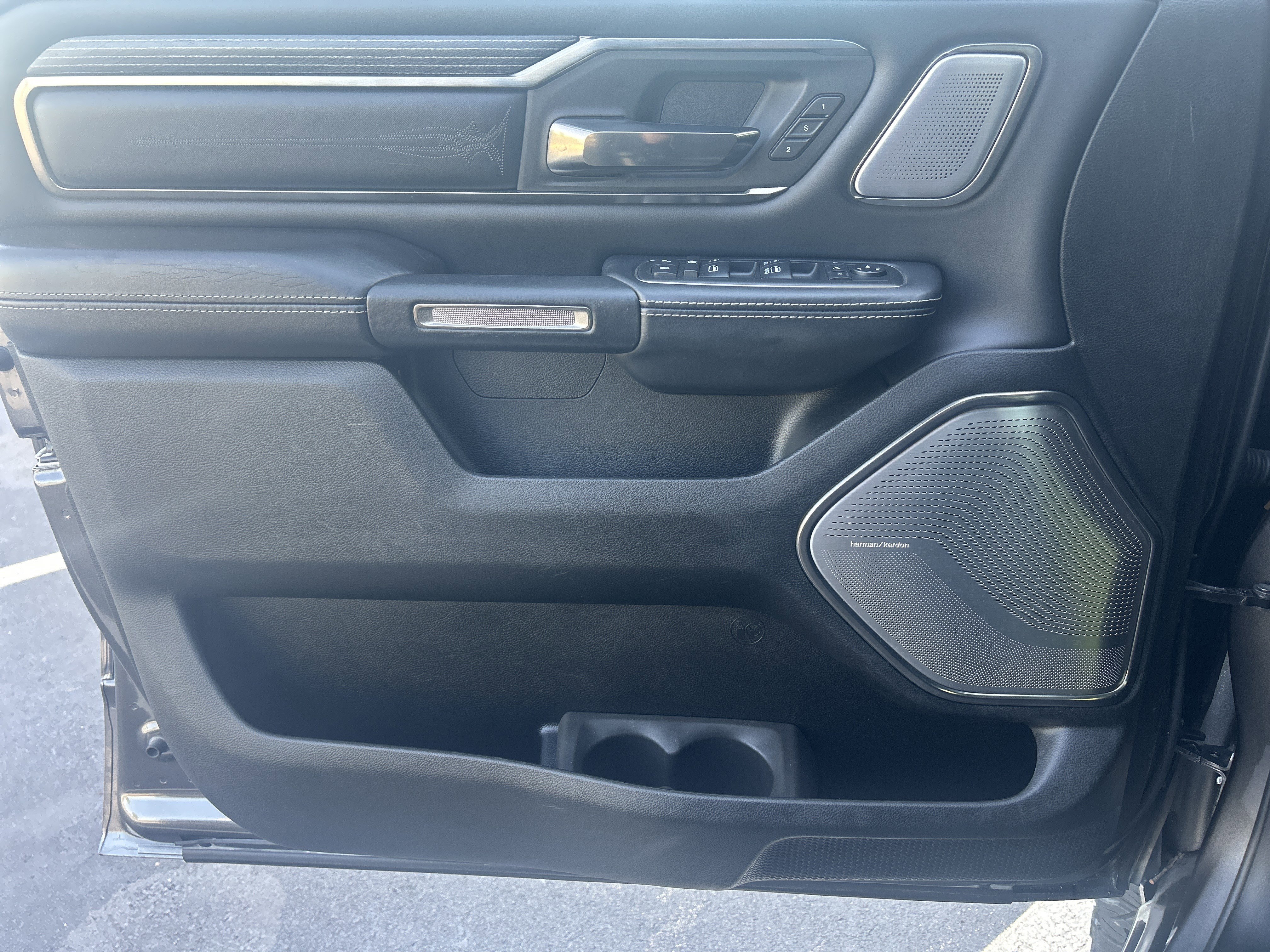 Used 2019 RAM 1500 Limited image 22