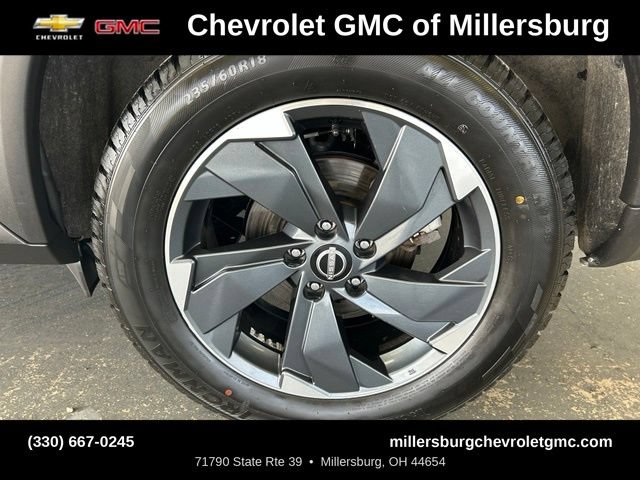Used 2024 Nissan Rogue SV AWD/4WD image 12