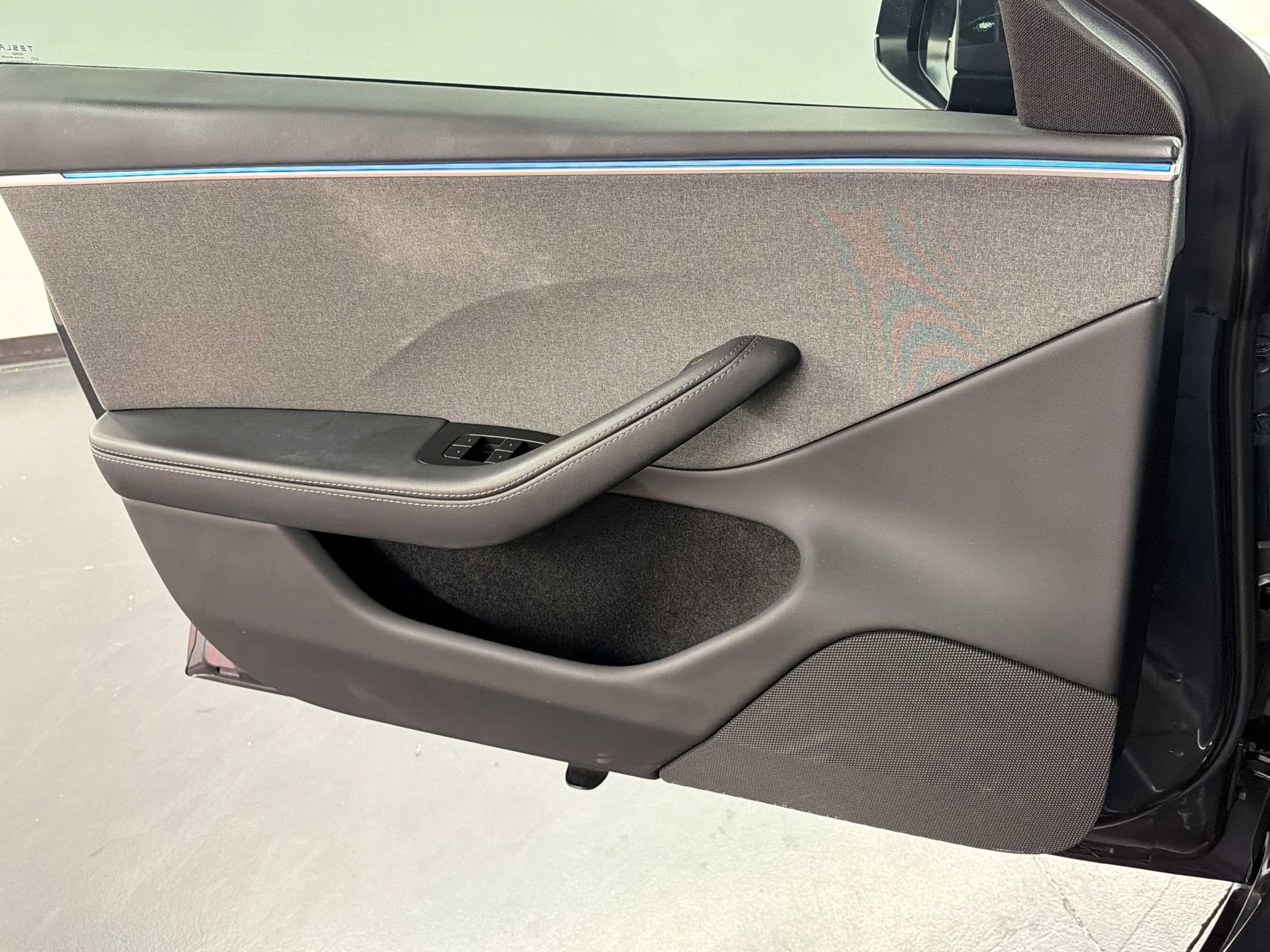 Used 2025 Tesla Model 3 Long Range RWD image 19