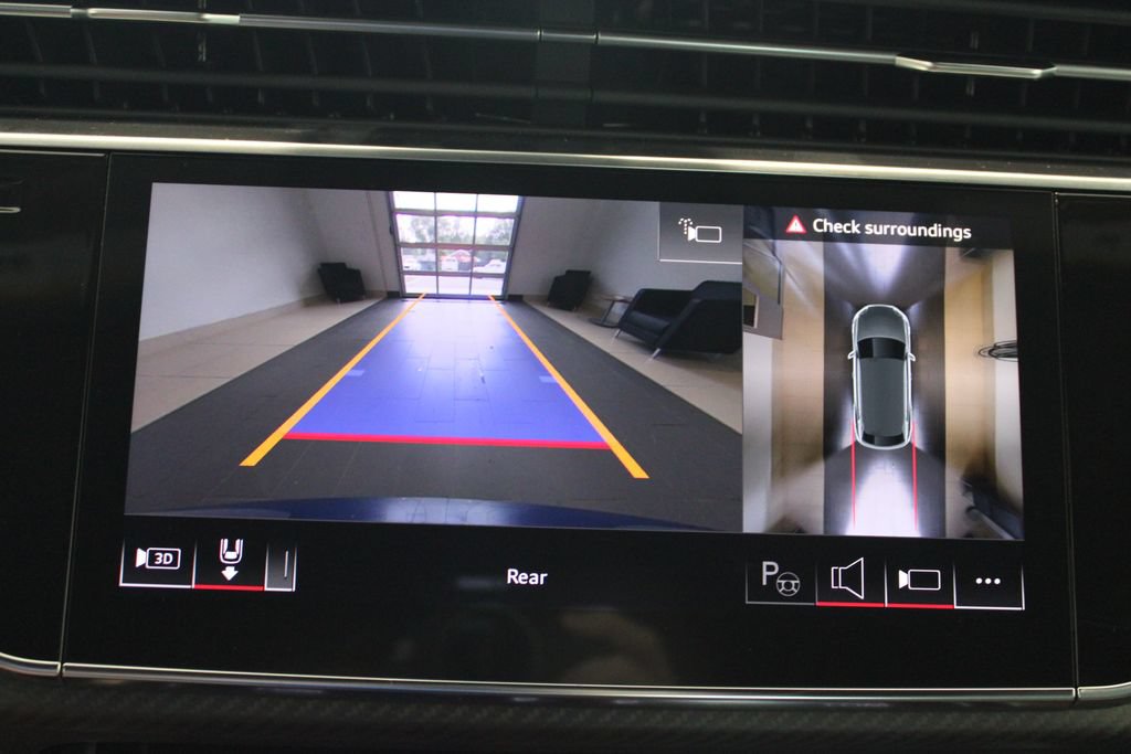 New 2027 Audi SQ8 Prestige AWD/4WD image 16