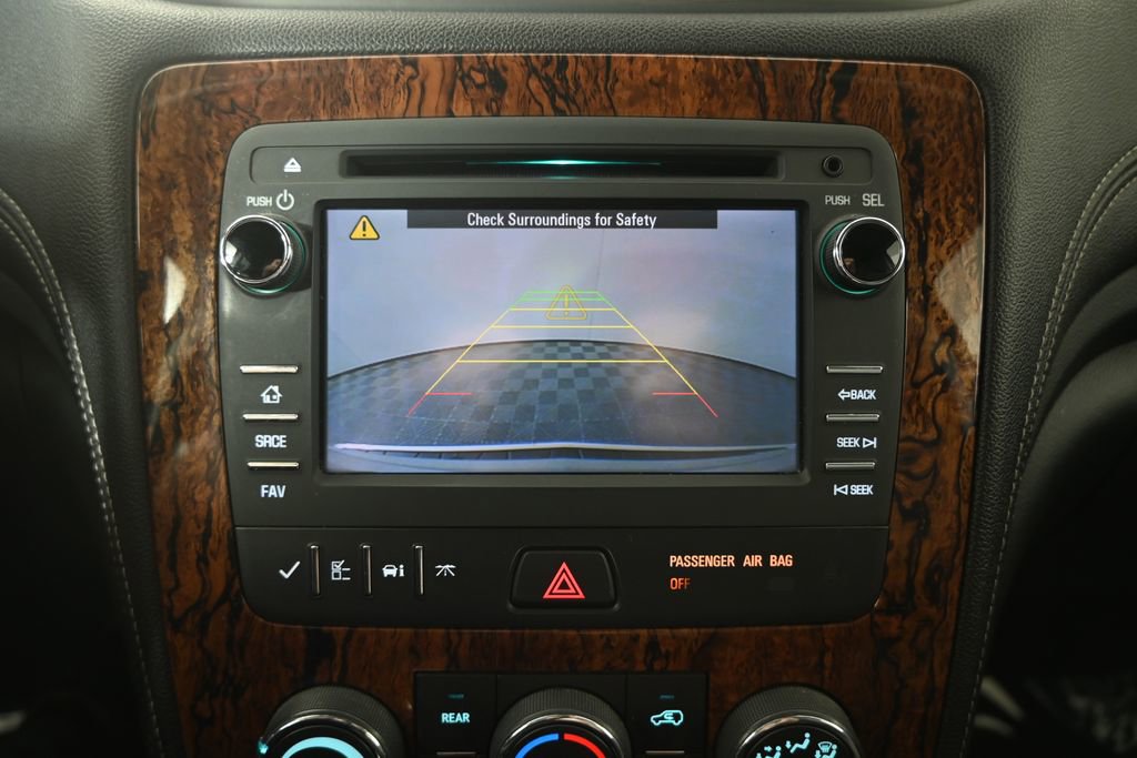 Used 2013 Chevrolet Traverse LT FWD image 28