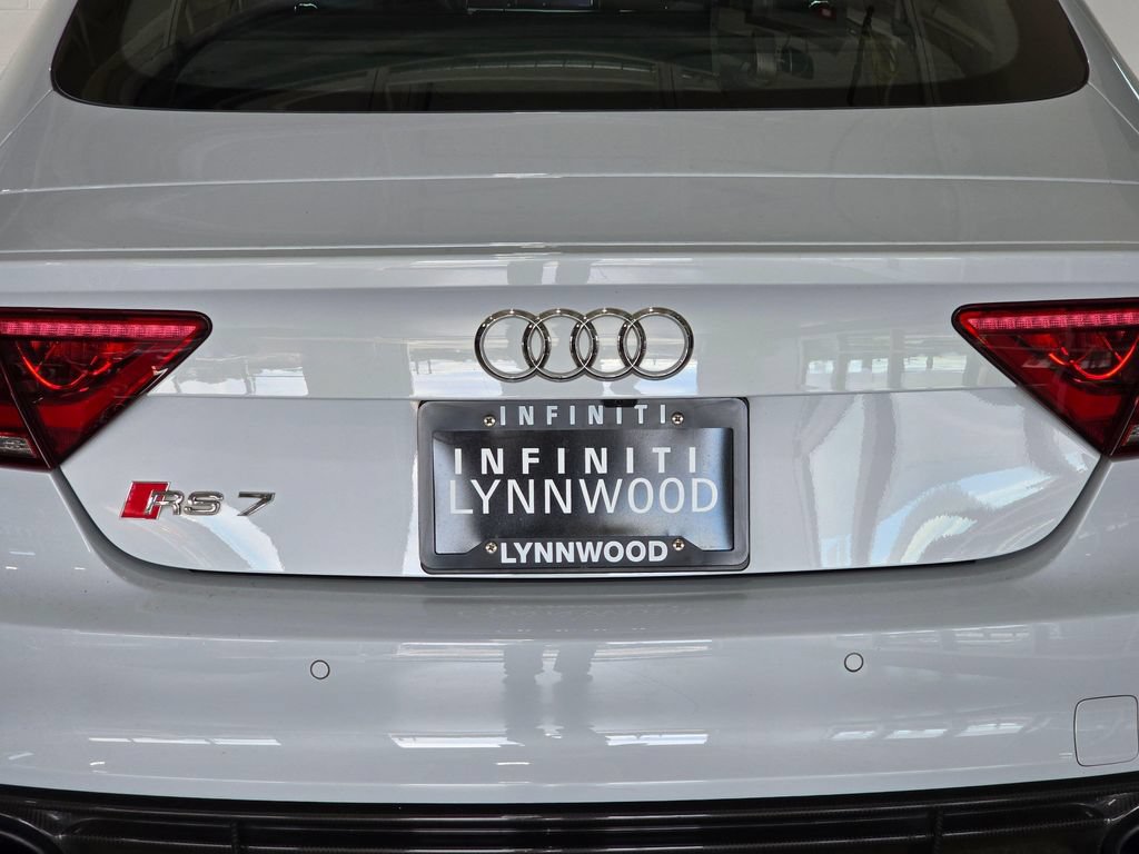 Used 2015 Audi RS 7 Prestige w/ Carbon-Optic Package AWD/4WD image 24