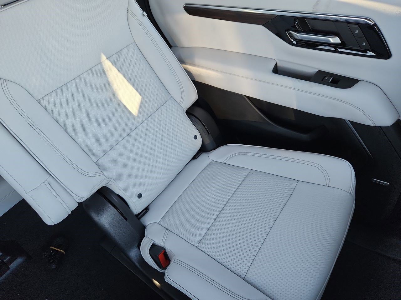 Used 2026 Chevrolet Tahoe Premier image 14