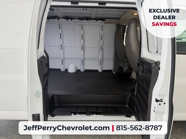 New 2026 Chevrolet Express 2500 Extended w/ Driver Convenience Package RWD image 22
