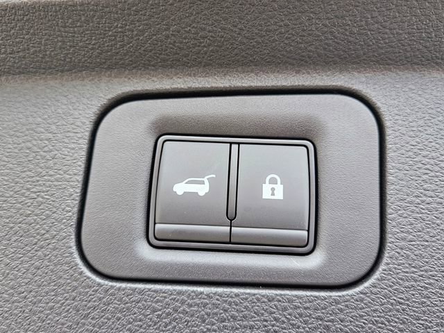 New 2026 Nissan Armada Platinum image 13