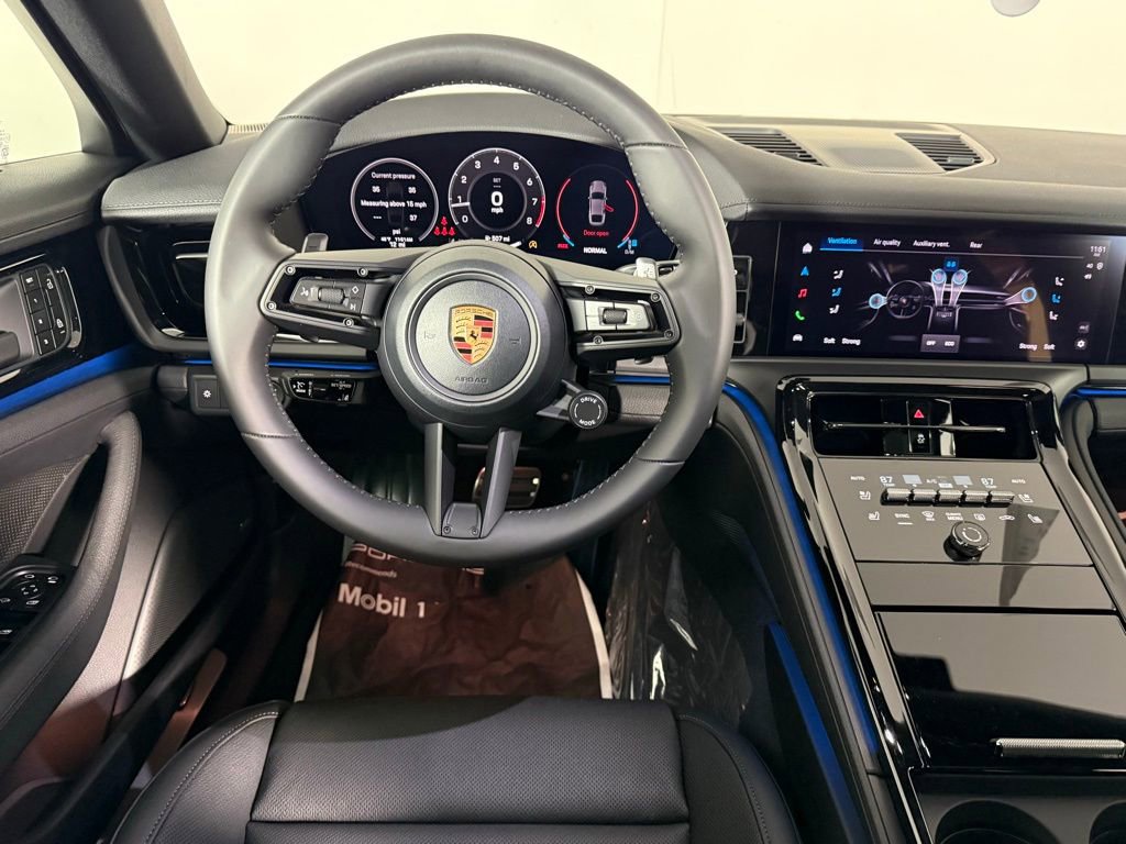 New 2026 Porsche Panamera 4 image 21