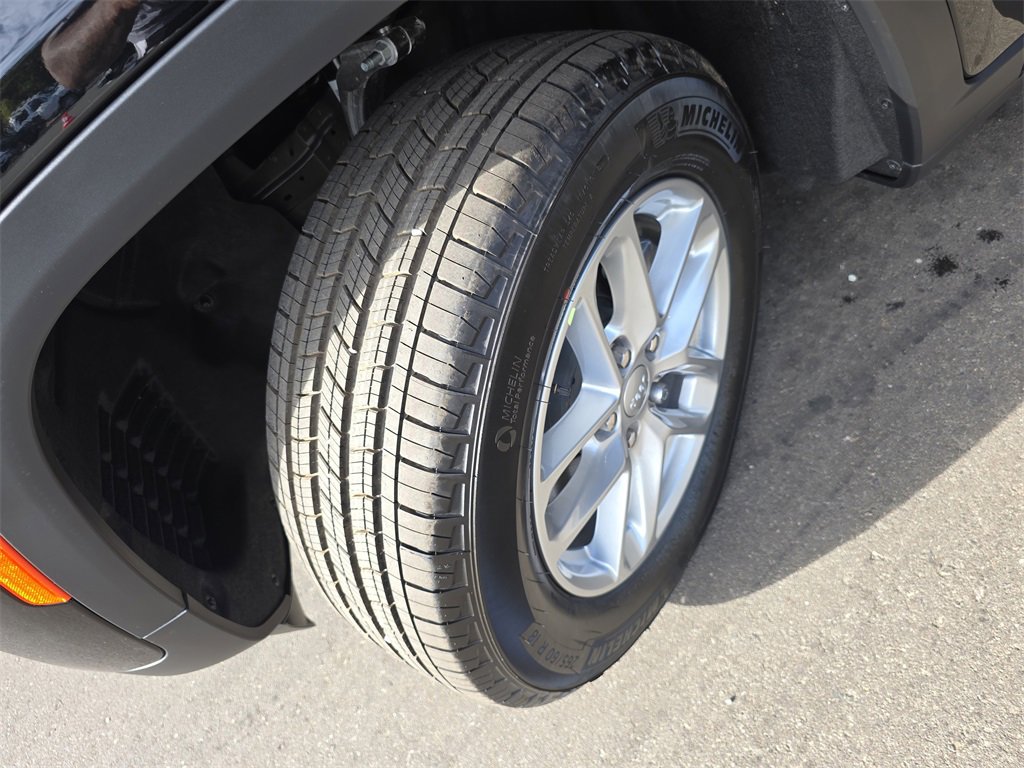 New 2025 Jeep Grand Cherokee Laredo X image 20