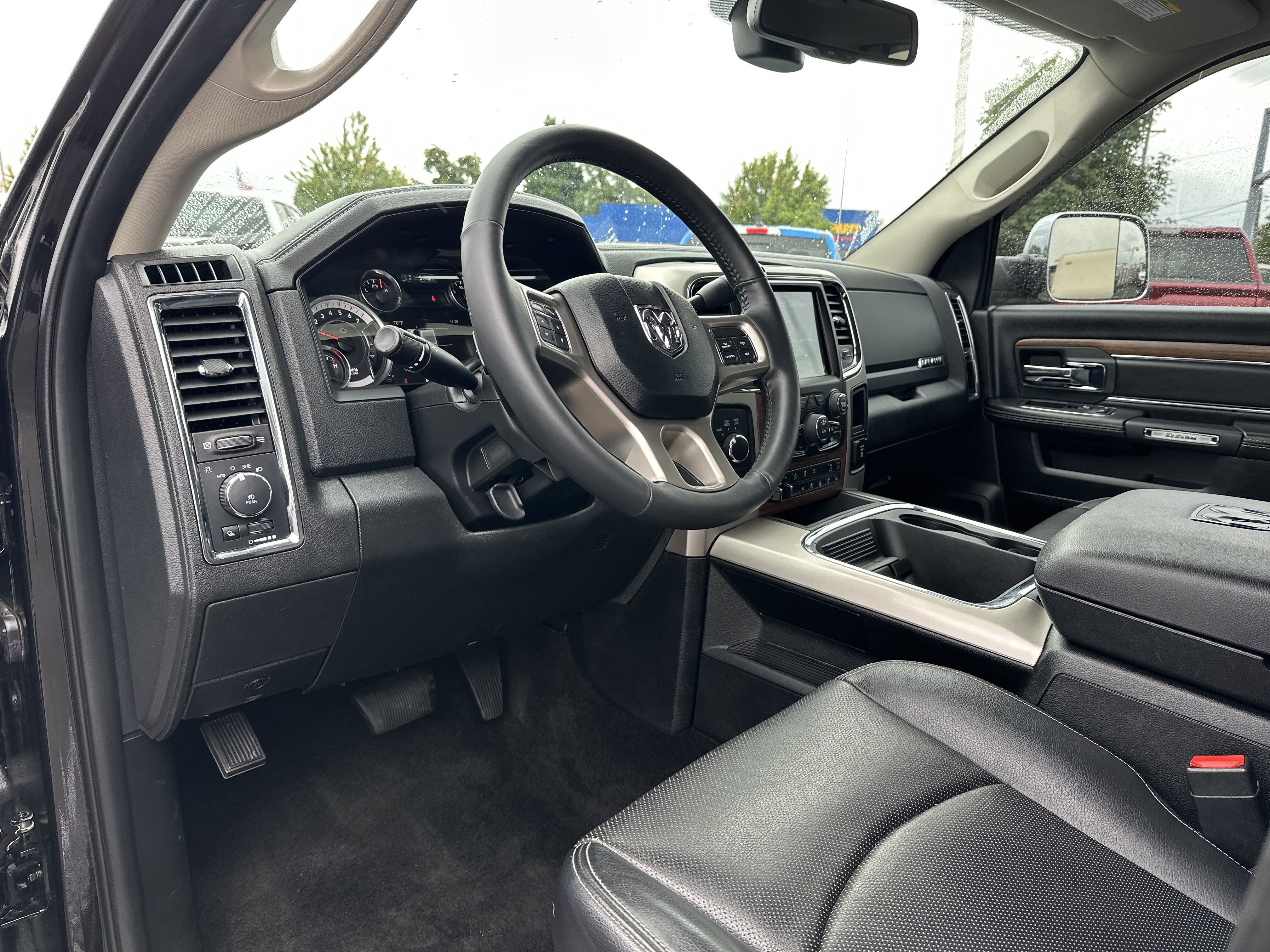 Used 2018 RAM 2500 Laramie w/ Off Road Package image 9