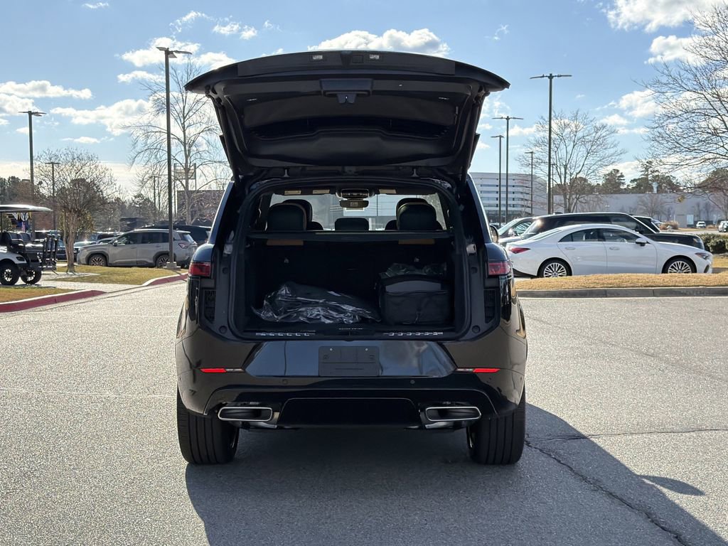 New 2026 Land Rover Range Rover Sport Dynamic SE image 11