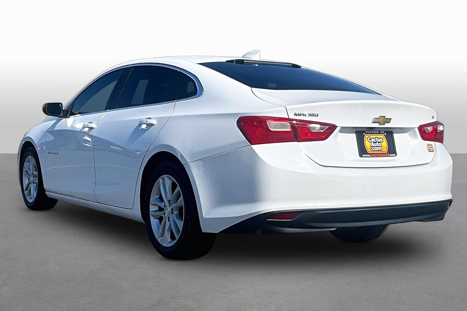 Used 2018 Chevrolet Malibu LT FWD image 11
