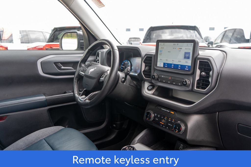 Used 2023 Ford Bronco Sport Outer Banks w/ Tech Package AWD/4WD image 11