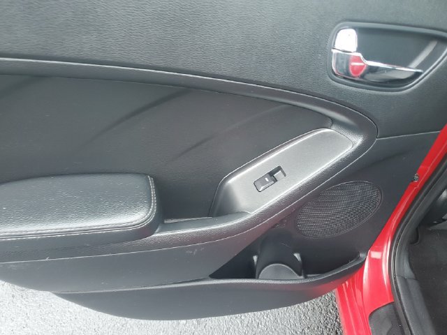 Used 2014 Kia Forte EX FWD image 18