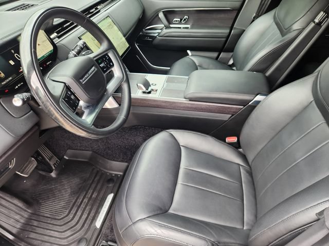 Used 2025 Land Rover Range Rover Autobiography AWD/4WD image 4